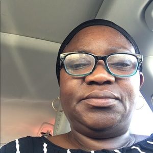 Meet your Posher, Winifred